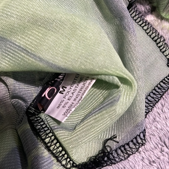 Mesh Top - Picture 2 of 3